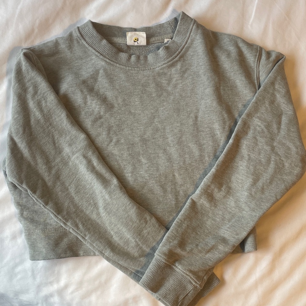 KOTN Light Gray Cropped Crewneck Sweatshirt